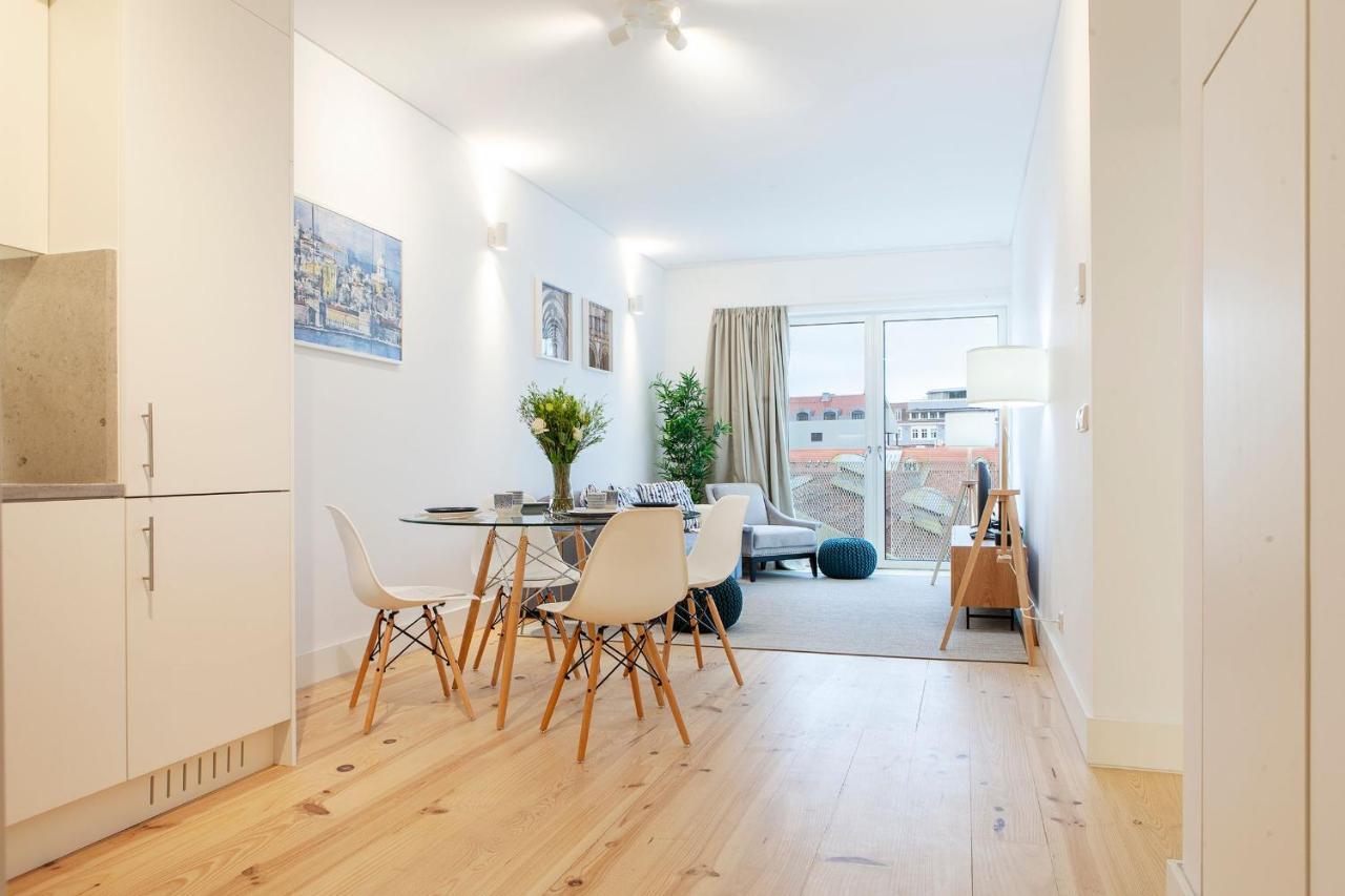 Santos Design Flat By Lovelystay Lisbona Esterno foto