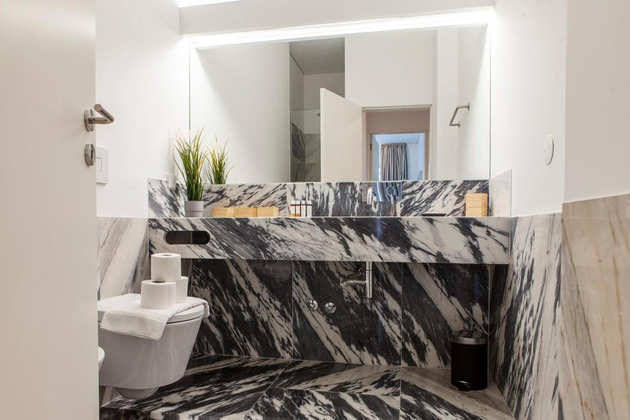 Santos Design Flat By Lovelystay Lisbona Esterno foto